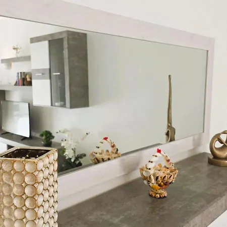 Starfish - Wifi - Air Con - 180 M From The By Bedzy Apartment *