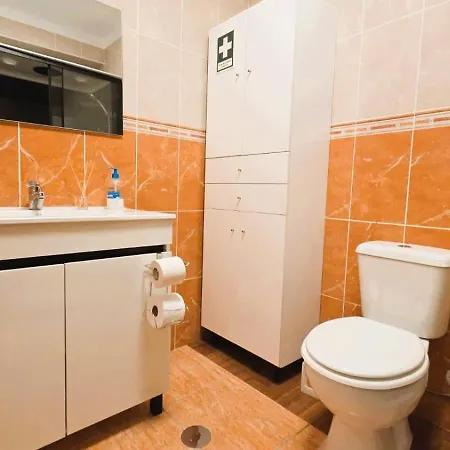 Apartment Starfish - Wifi - Air Con - 180 M From The By Bedzy