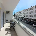 Lägenhet Starfish - Wifi - Air Con - 180 M From The By Bedzy