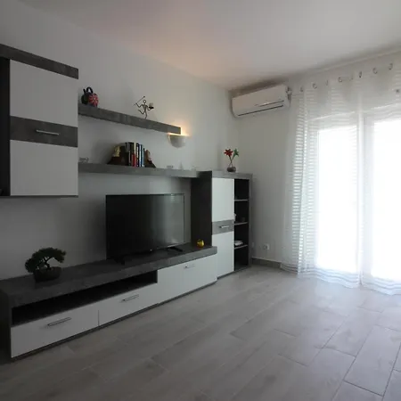 Appartement Starfish - Wifi - Air Con - 180 M From The By Bedzy *